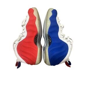 Size 7.5 - Nike Air Foamposite One White and red